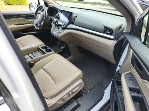 Used 2023 Honda Odyssey EX-L image 8