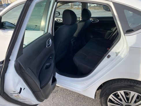 Used 2015 Nissan Sentra S image 12
