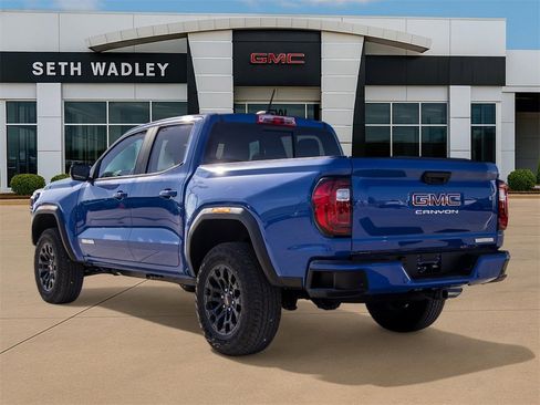 New 2026 GMC Canyon Elevation w/ Convenience Package image 5