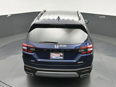 New 2025 Honda Pilot Touring image 32