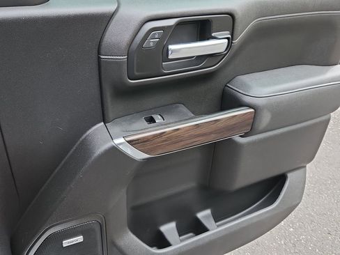 Used 2022 GMC Sierra 1500 SLT w/ SLT Premium Plus Package image 16