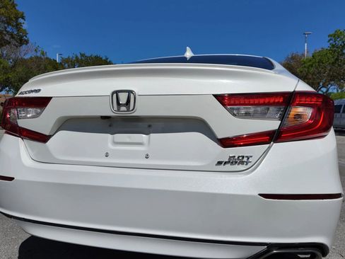 Used 2020 Honda Accord Sport image 11