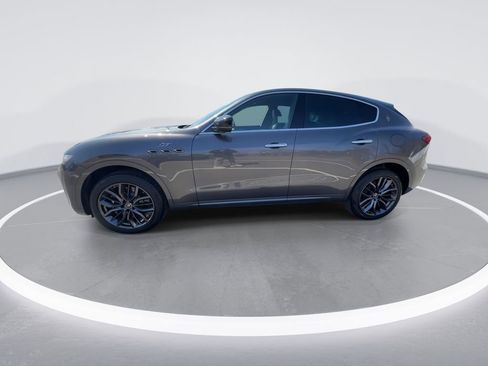 New 2024 Maserati Levante GT Ultima image 7