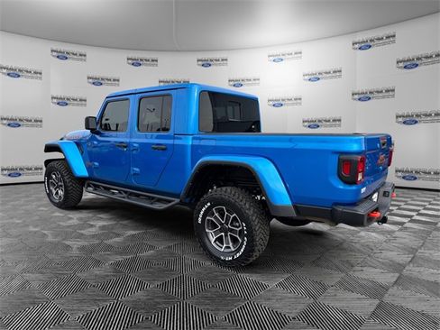 Used 2022 Jeep Gladiator Mojave w/ Cold Weather Group image 3