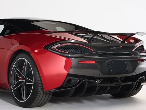 Used 2017 McLaren 570S Coupe RWD image 5