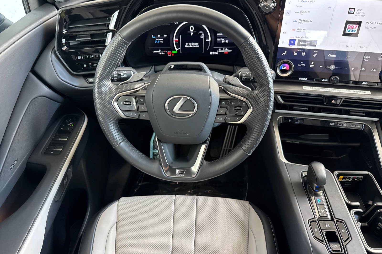 Certified 2026 Lexus TX 500h AWD w/ Technology Package image 18