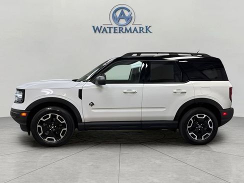 Used 2023 Ford Bronco Sport Outer Banks w/ Tech Package image 2