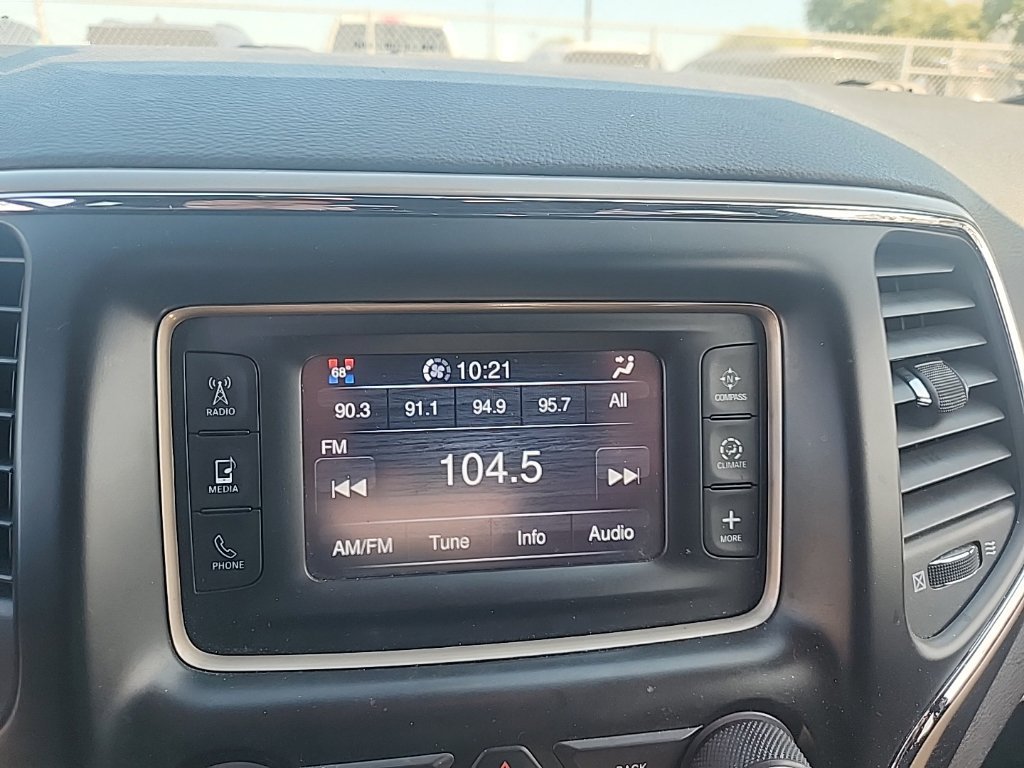 Used 2014 Jeep Grand Cherokee Laredo RWD image 22