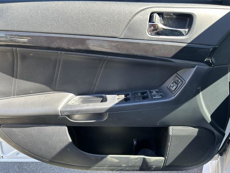 Used 2016 Mitsubishi Lancer GT FWD image 7