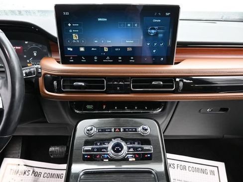 Used 2021 Lincoln Nautilus Reserve AWD/4WD image 22