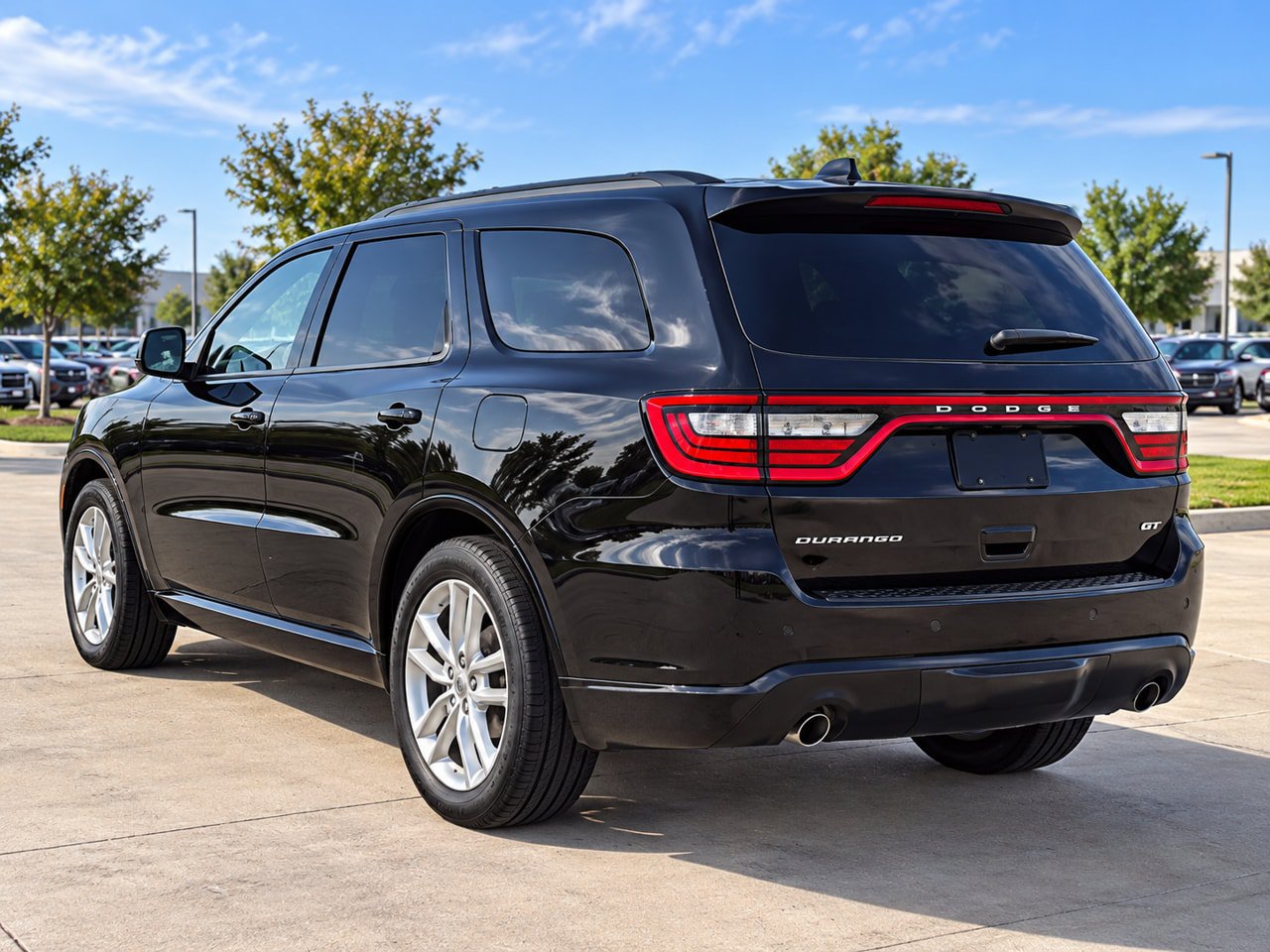 Used 2023 Dodge Durango GT AWD/4WD image 8