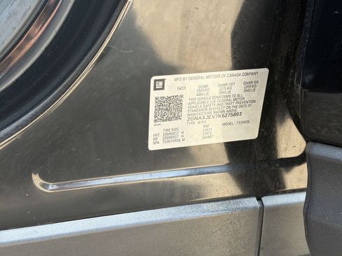 Used 2019 Chevrolet Equinox LT w/ Driver Convenience Package FWD image 35