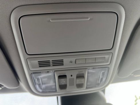 Used 2015 Honda Odyssey EX-L image 18