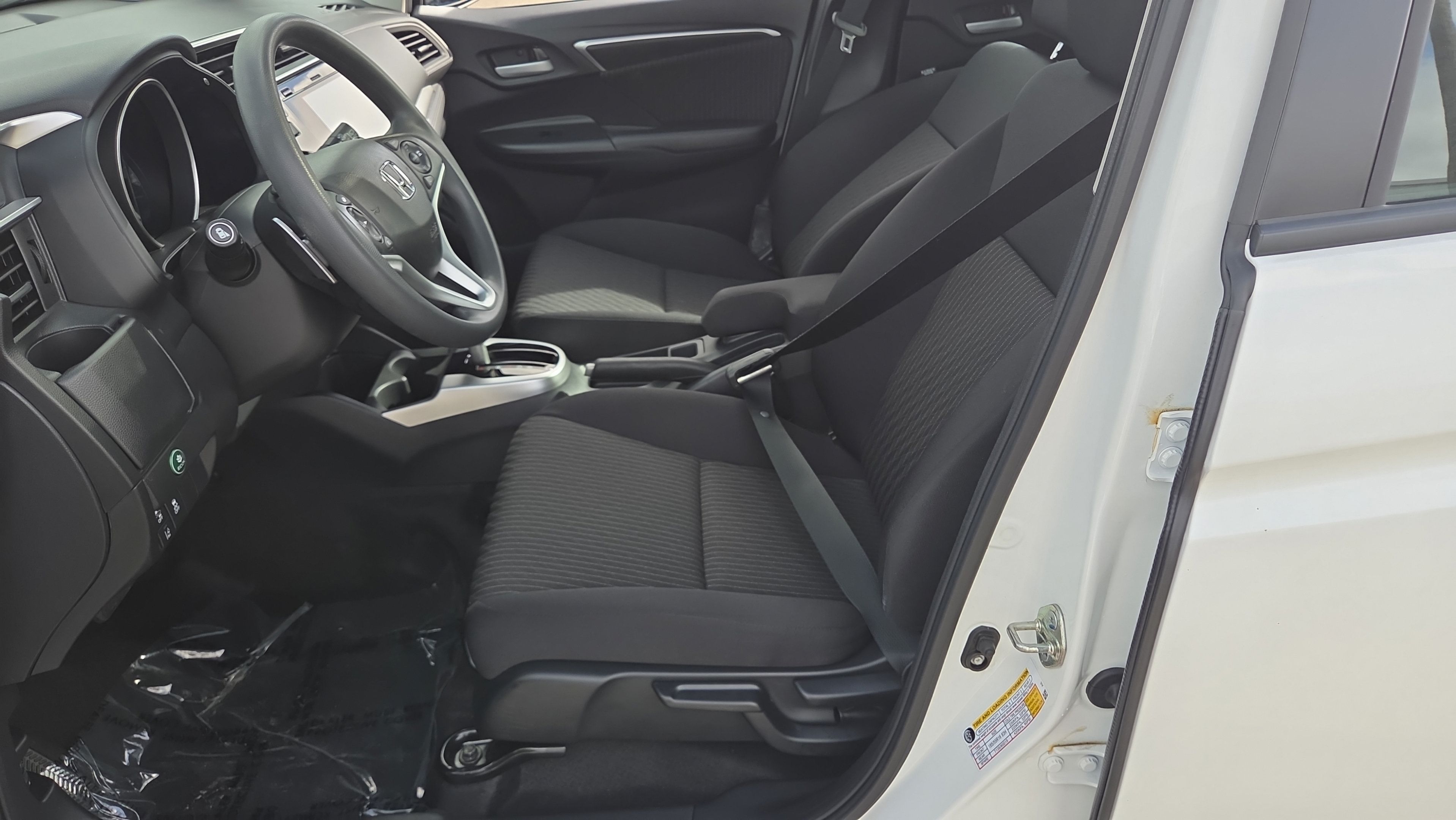 Used 2018 Honda Fit EX image 9