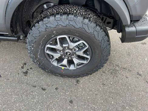 New 2023 Ford Bronco Badlands image 47