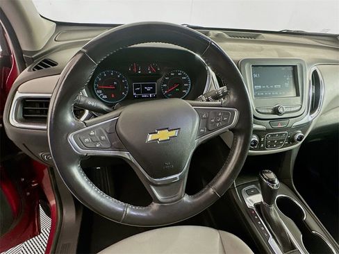 Used 2018 Chevrolet Equinox LT image 11