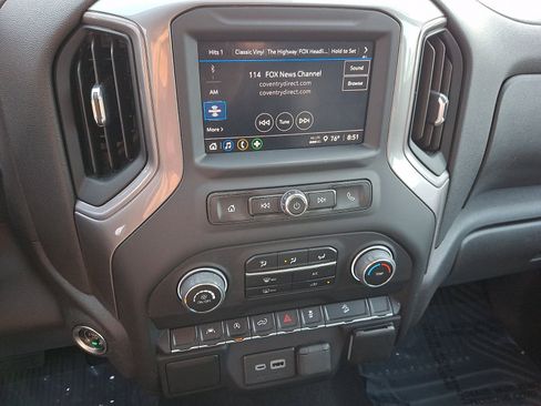 Used 2023 Chevrolet Silverado 1500 Custom Trail Boss w/ LPO, Dark Essentials Package AWD/4WD image 15