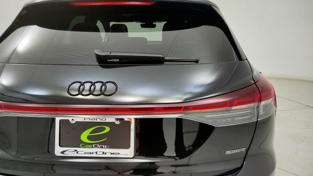 Used 2025 Audi Q4 e-tron Premium w/ Convenience Package AWD/4WD image 27