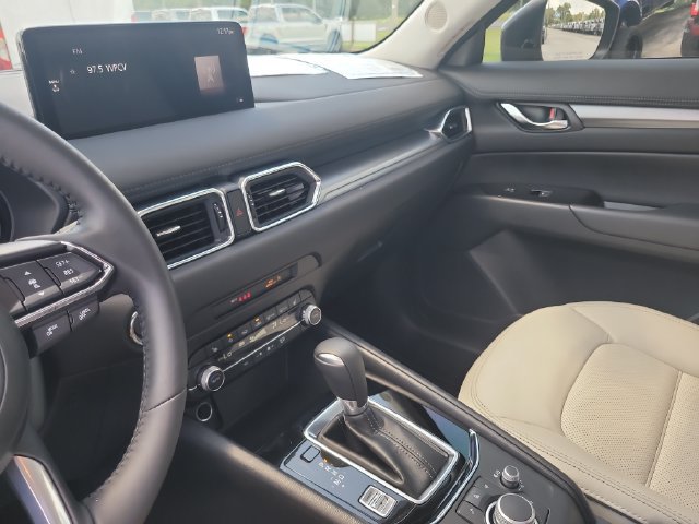 Used 2025 MAZDA CX-5 AWD 2.5 S w/ Preferred Package image 23