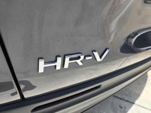 Certified 2023 Honda HR-V LX image 13