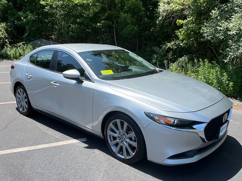 Used 2020 MAZDA MAZDA3 AWD Sedan w/ Select Package image 7