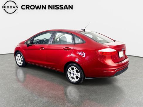 Used 2014 Ford Fiesta SE FWD image 7