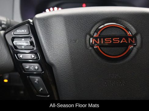 Used 2024 Nissan Frontier PRO-4X w/ Technology Package AWD/4WD image 8