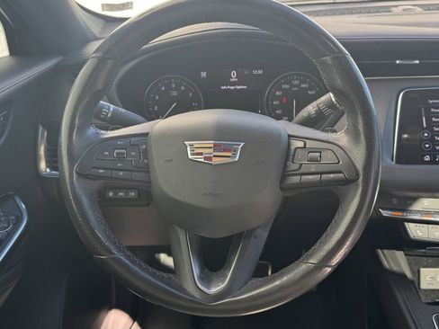 Used 2019 Cadillac XT4 Sport image 16