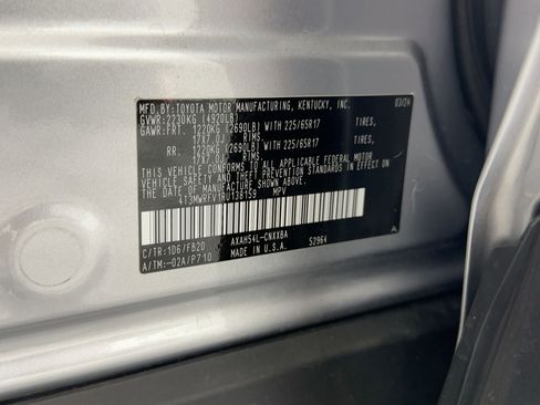 Used 2024 Toyota RAV4 LE image 17