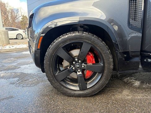 Used 2023 Land Rover Defender 110 X image 18