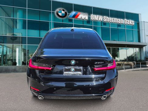 Certified 2023 BMW 330i Sedan w/ Driving Assistance Package image 5