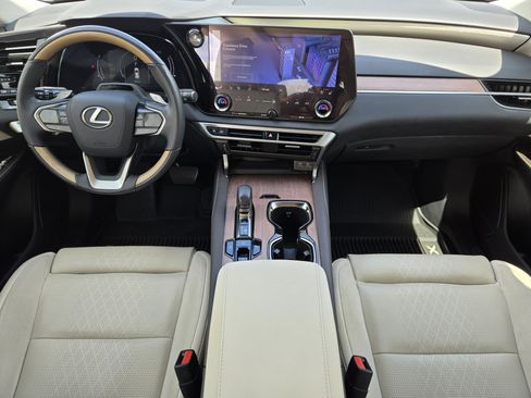 Used 2023 Lexus RX 350 FWD w/ Cold Area Package image 9