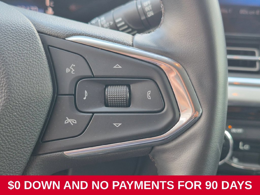 Used 2025 Chevrolet Trax LT w/ LT Convenience Package FWD image 20
