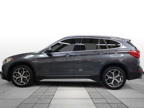 Used 2019 BMW X1 sDrive28i image 4