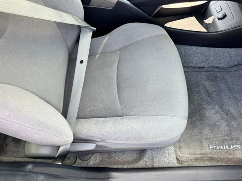 Used 2014 Toyota Prius Four image 43