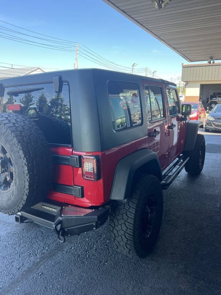 Used 2009 Jeep Wrangler Unlimited X AWD/4WD image 4