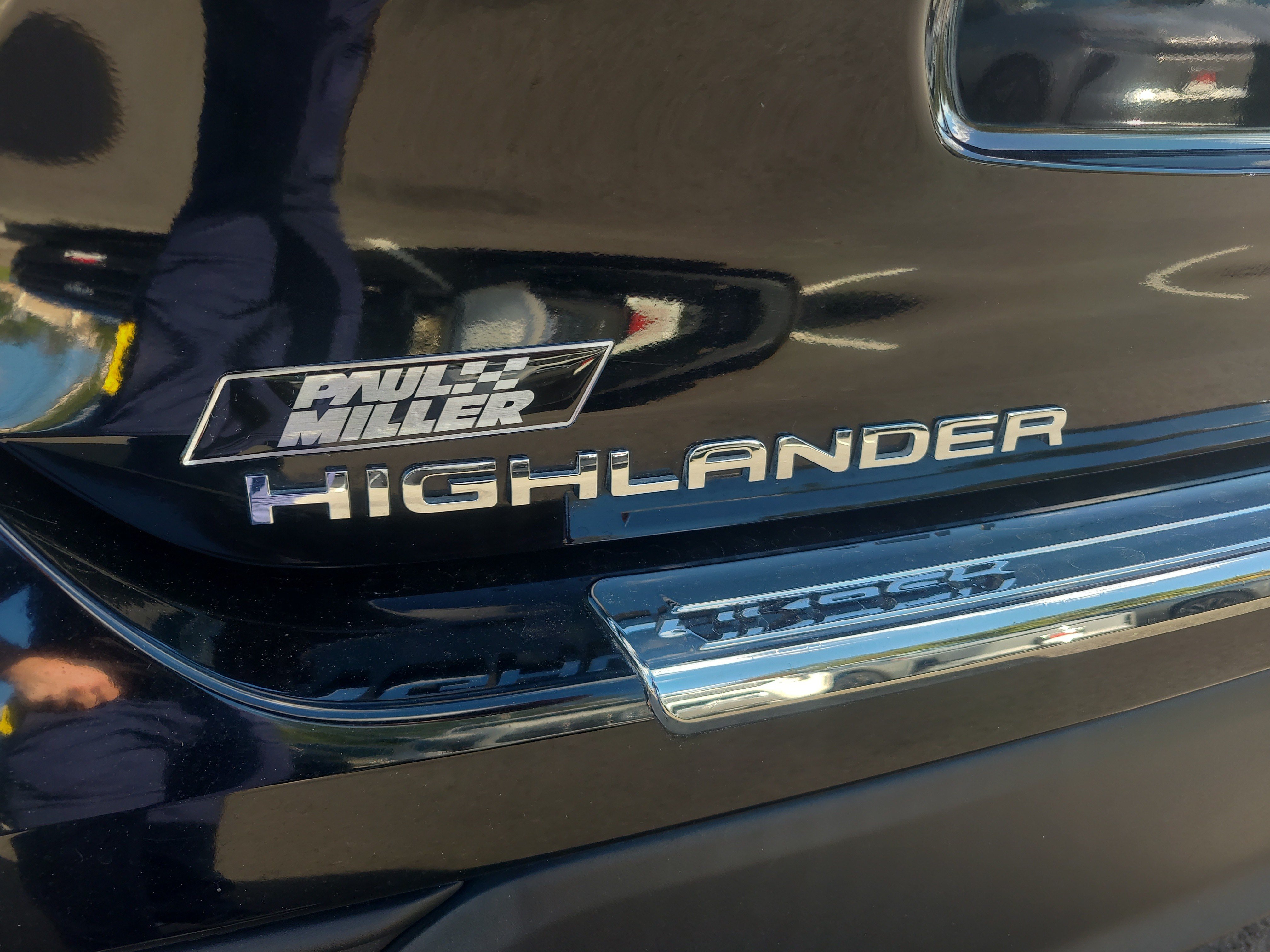 Used 2023 Toyota Highlander XLE AWD/4WD image 30