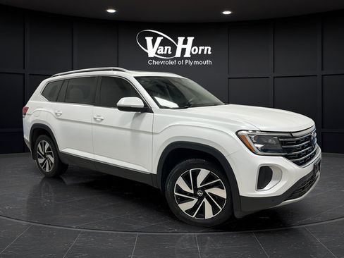Used 2024 Volkswagen Atlas SEL AWD/4WD image 1