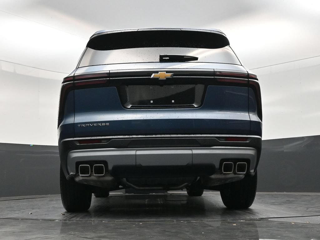 Used 2026 Chevrolet Traverse LT FWD image 23
