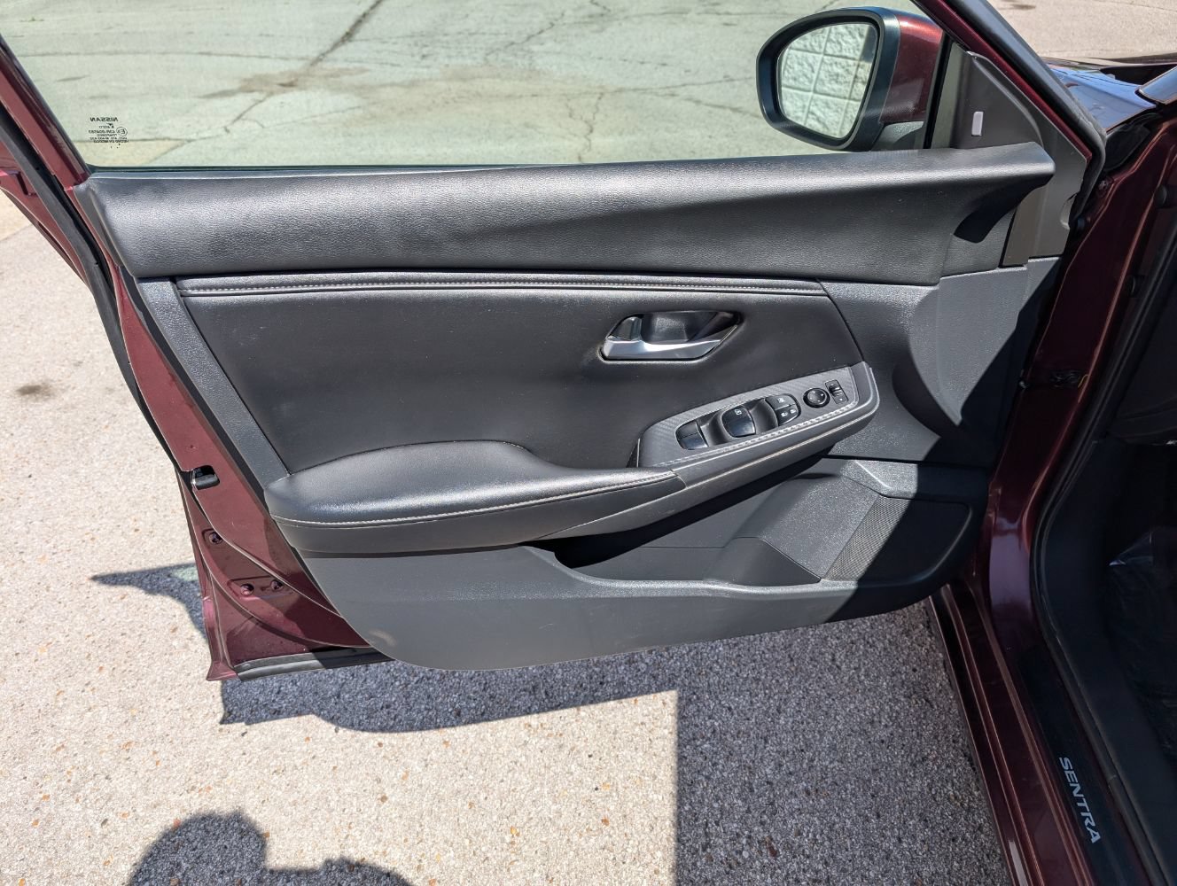 Used 2021 Nissan Sentra SV FWD image 11