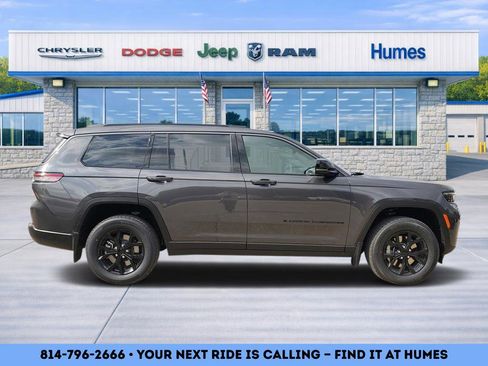 New 2026 Jeep Grand Cherokee L 4WD image 2