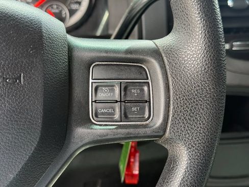 Used 2018 RAM 2500 Tradesman w/ Chrome Appearance Group AWD/4WD image 16