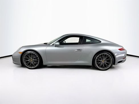 Used 2017 Porsche 911 Carrera image 4