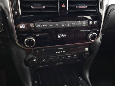 Used 2023 Lexus GX 460 Premium AWD/4WD image 31