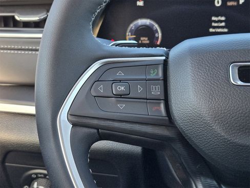 New 2025 Jeep Grand Cherokee Laredo X image 27