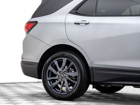 Used 2024 Chevrolet Equinox RS image 31