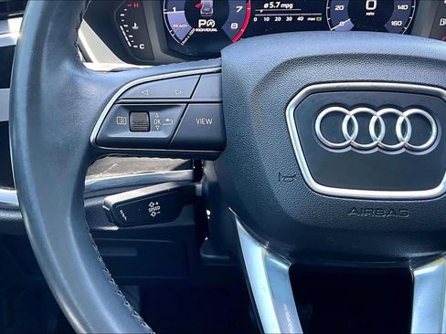 Used 2020 Audi Q3 2.0T Premium w/ Convenience Package AWD/4WD image 24