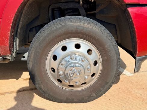 Used 2026 RAM 3500 Longhorn AWD/4WD image 11