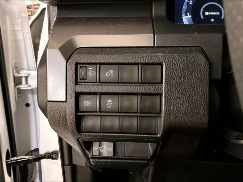 Used 2025 Toyota Tacoma TRD Sport RWD image 28
