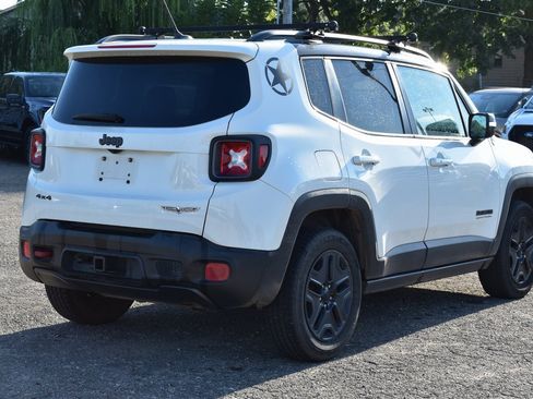 Used 2017 Jeep Renegade Trailhawk image 5